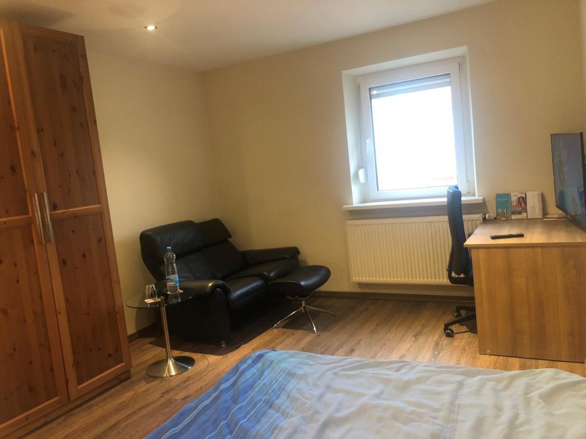 Calm Spacy Room, Own Modern Bath, Near Center, To 1 Person Or A Couple - Not Suitable For Craftsmen, Not Accepted - Privatly Rented Núremberg Exterior foto